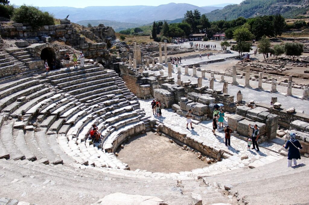 ancient theatre, theatre, ancient-2643432.jpg