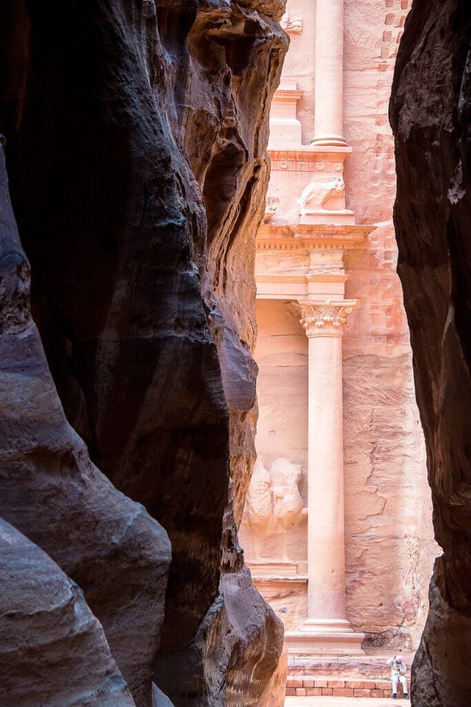 jordan, petra, stone palace-1846288.jpg